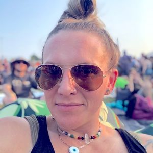 Meet your Posher, Megan